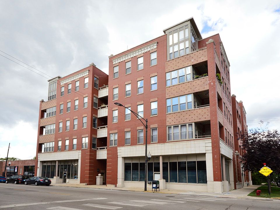 1st image of 2700 W Belmont Ave Unit 207