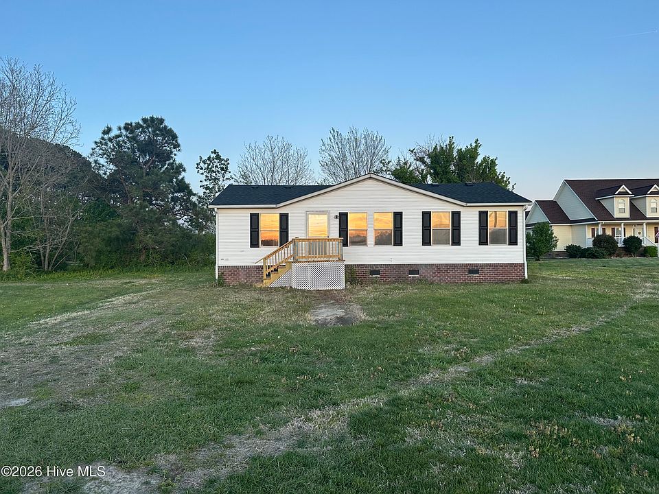 1st image of 297 Old Swamp Road