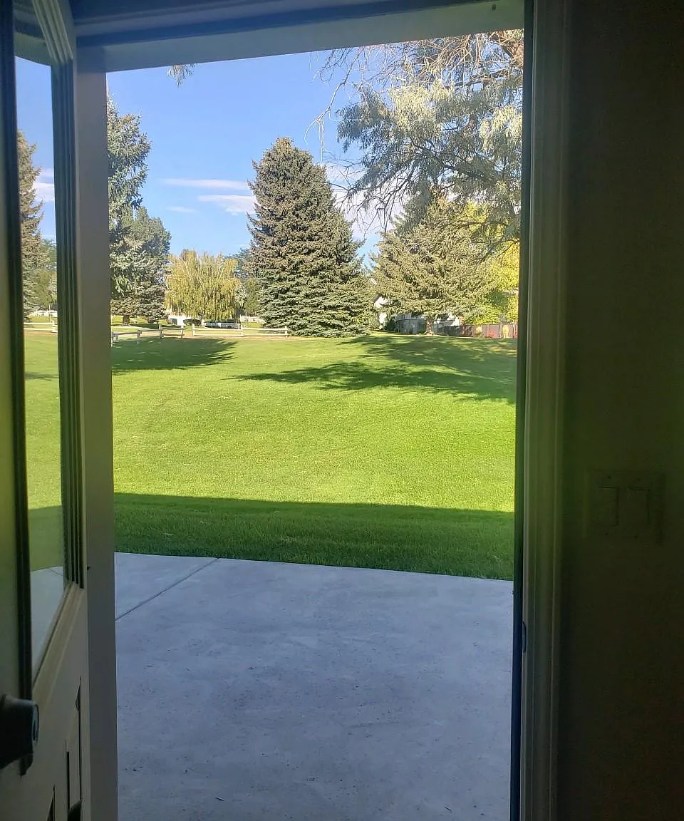 2 bed, 1200 sqft, $1,680 — Photo 2