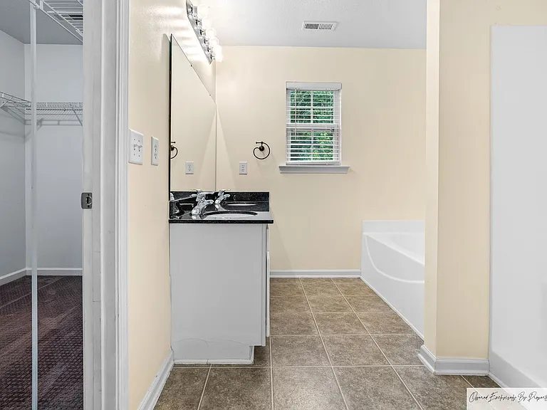 1279 Green Turf Ln — Photo 26
