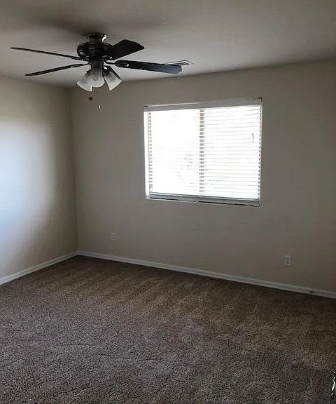 2141 W Kathleen Rd — Photo 10