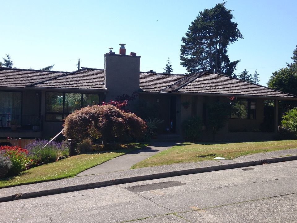2nd image of 5525 60th Ave NE