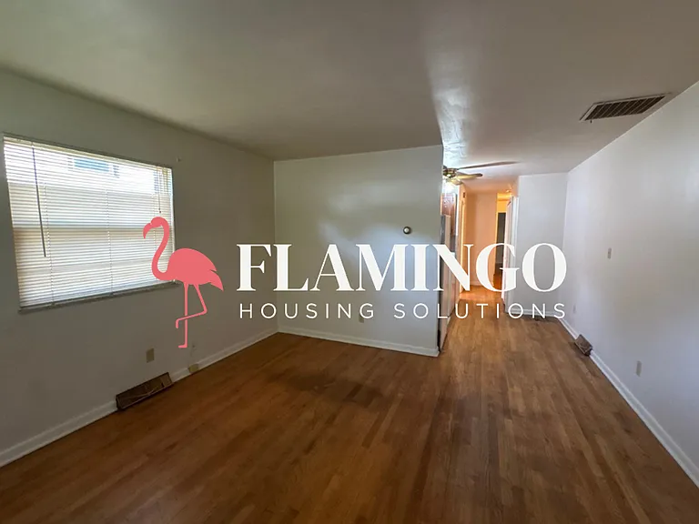 4315 Sheller Ave — Photo 3