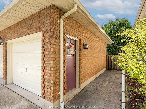 4th image of 413 Baldoon Rd