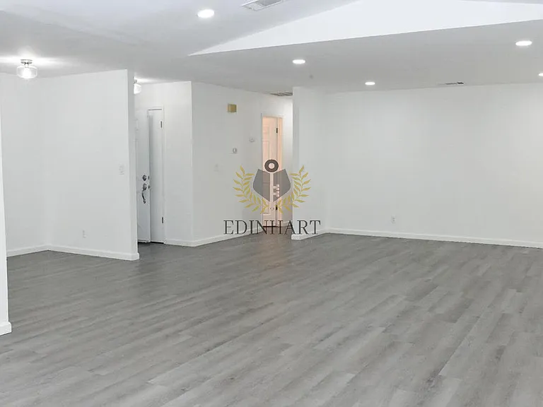 5276 E Inyo St — Photo 4