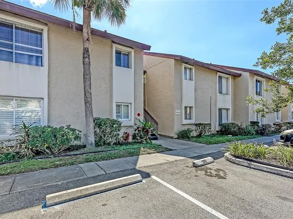 2620 Hidden Lake Dr N Unit B, Sarasota, FL 34237