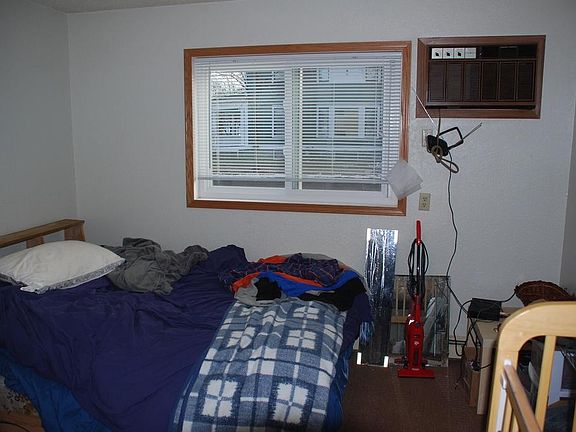 4th image of 395 5th Ave S APT 305