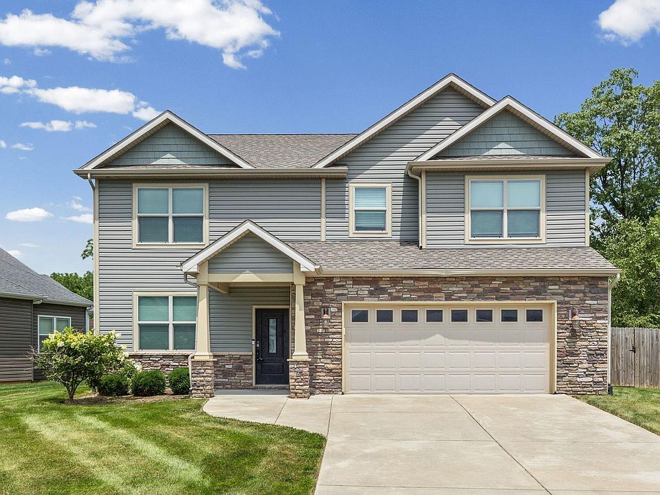 1st image of 90 Chattan Dr