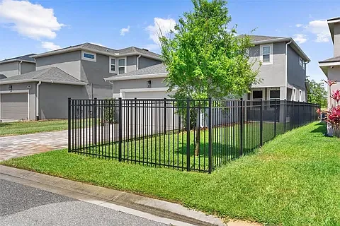 16747 Olive Hill Dr — Photo 33