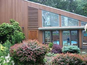3rd image of 8 Harbor Ct