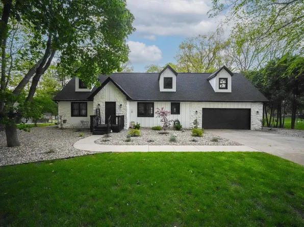 51246 Shady Ln, Elkhart, IN 46514