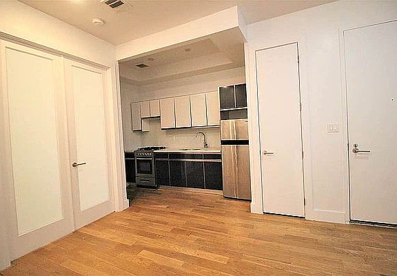 5th image of 751 De Kalb Ave #1B