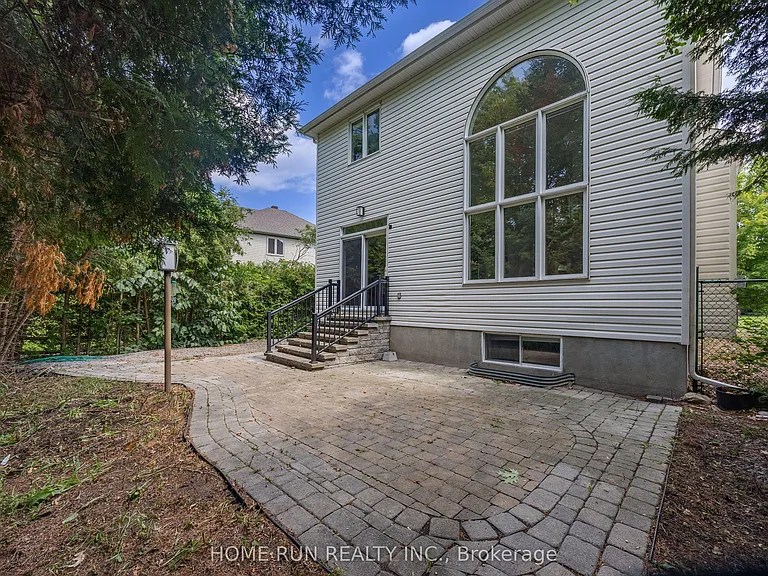 281 Goldridge Dr — Photo 48