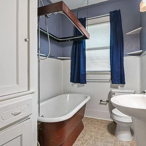 823 N Dallas Ave — Photo 10