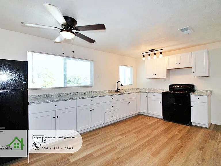 3210 Veda St — Photo 14
