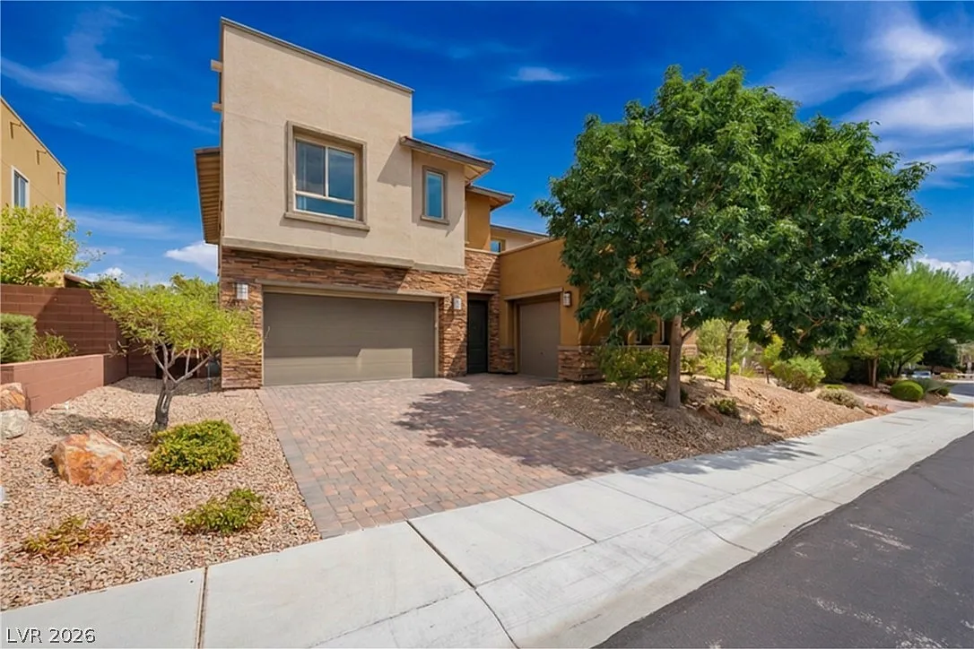 4 bed, 4.0 bath, 3127 sqft, $5,800 — Photo 1
