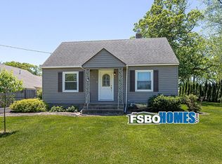 5318 12th Ave, Moline, IL 61265