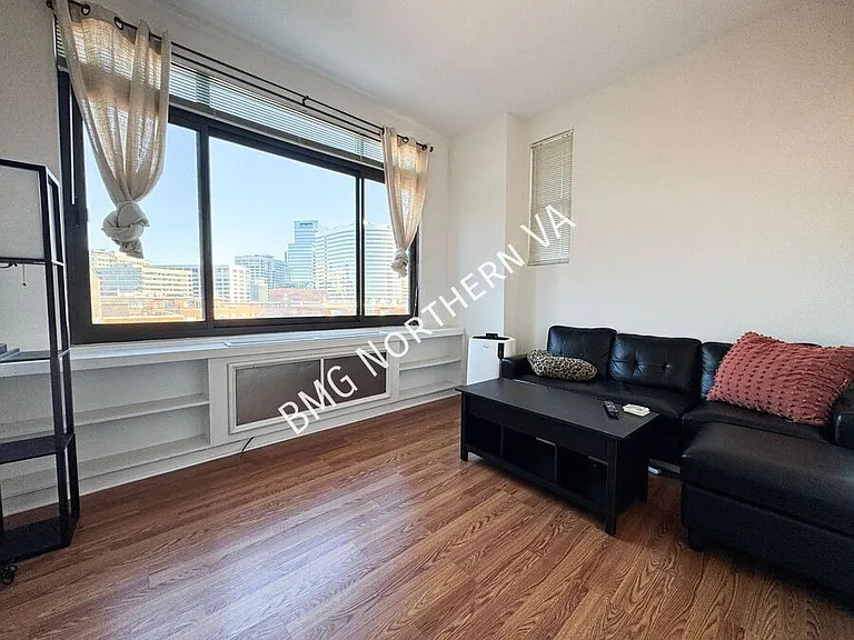 1011 Arlington Blvd #1105 — Photo 6