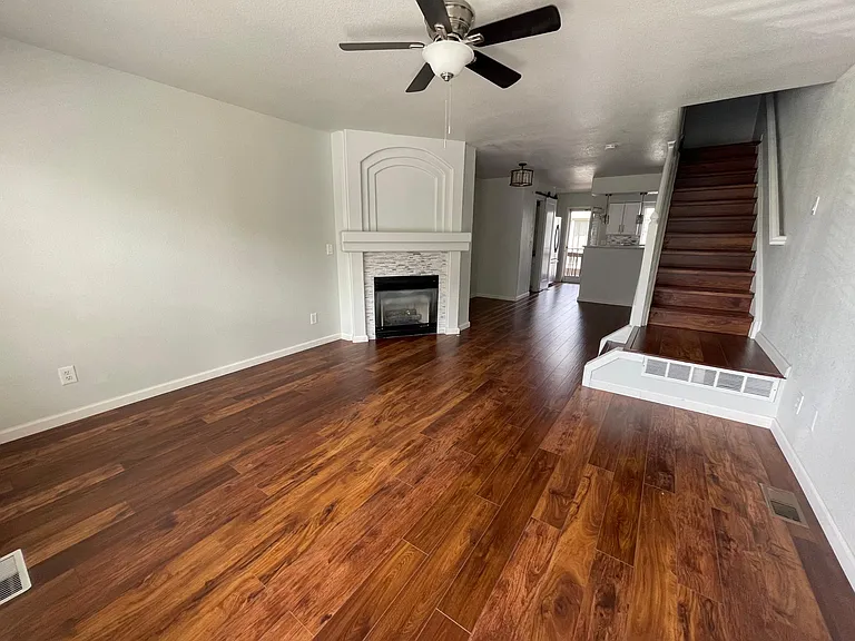 8288 S Fillmore Cir — Photo 13