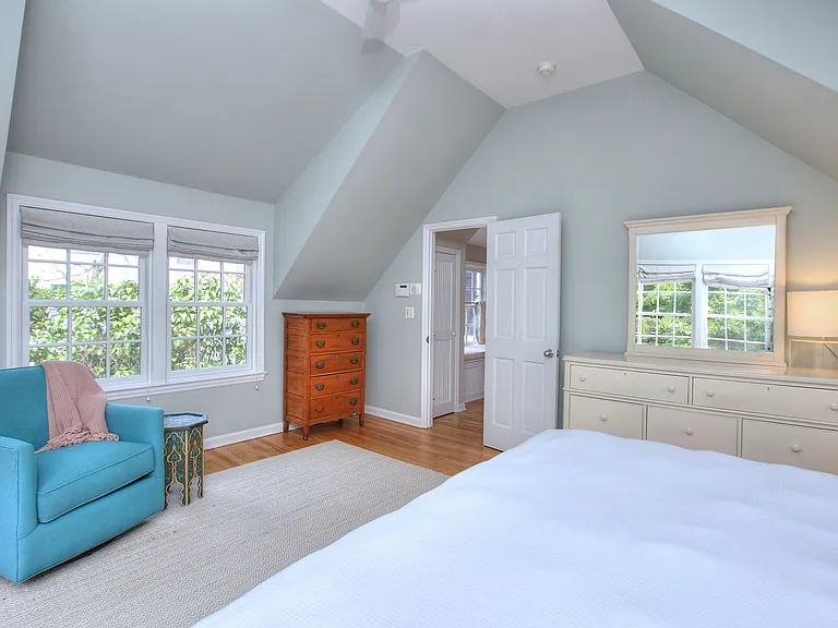11 Treadwell Ave — Photo 15
