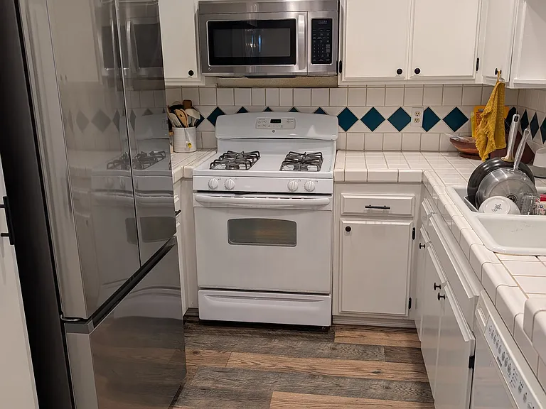 24465 Valle Del Oro #203 — Photo 8
