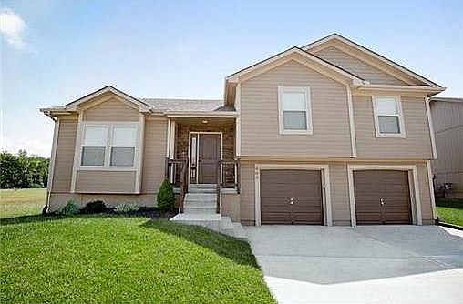 1st image of 804 Eve Orchid Dr