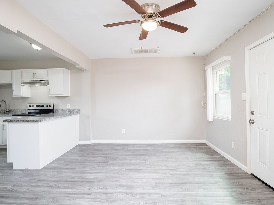 530 E Pierson #10-7_12312025