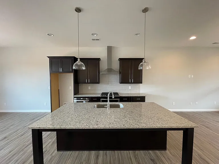 6540 Cortland Walk — Photo 7