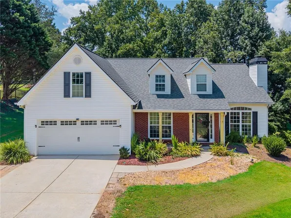 6078 Hillsdale Cir, Flowery Branch, GA 30542