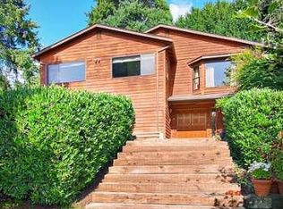 6170 NE 185th St, Kenmore, WA 98028