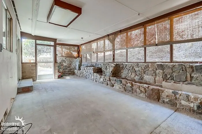 3182 Central Ave — Photo 18