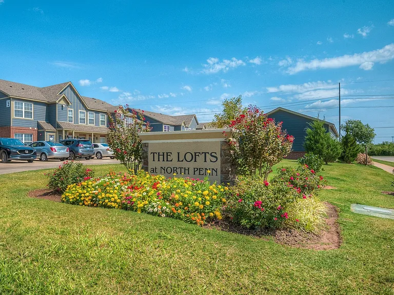 Lofts at North Penn - Entrance