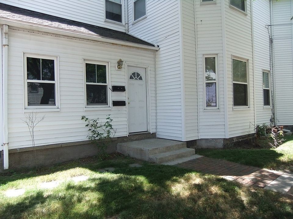 1st image of 216 Quincy Ave #1