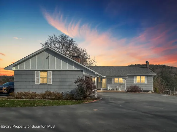 14 Bush Rd, Damascus, PA 18415