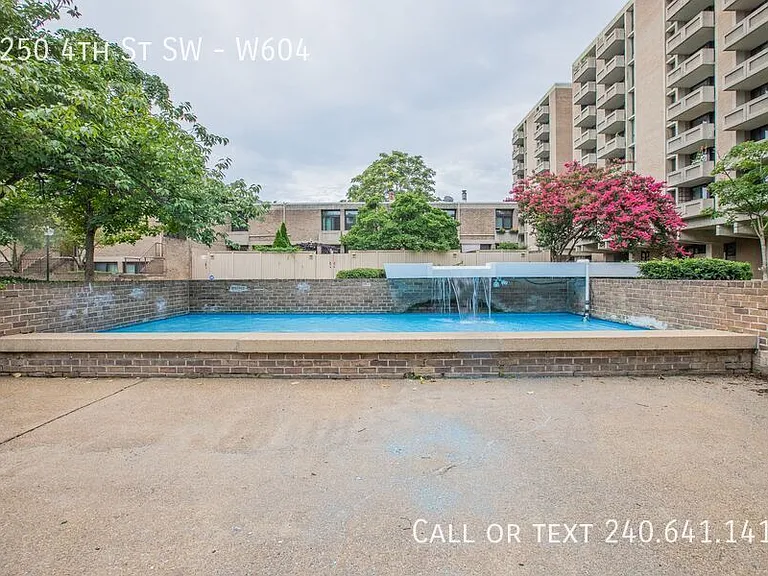 1250 4th St SW #W604 — Photo 5