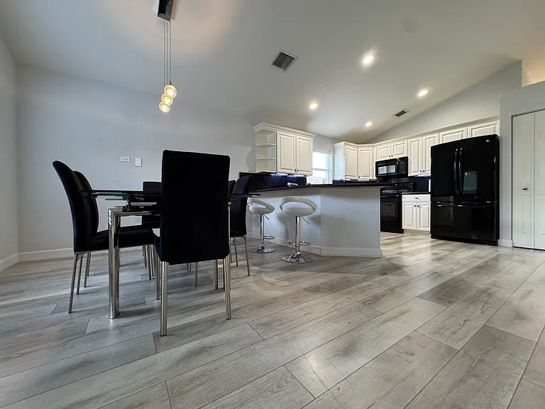 1664 Oak Berry Cir — Photo 10