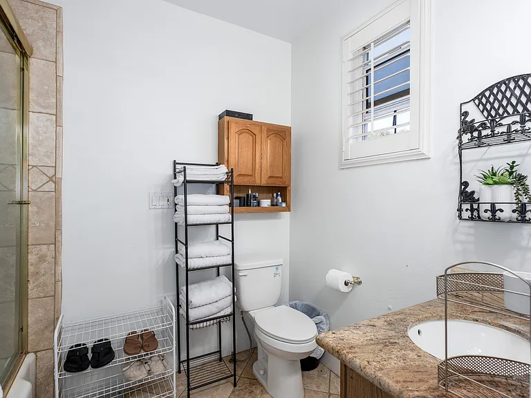 150 Pinal Ave #A — Photo 7