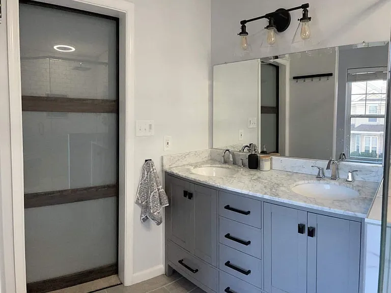 4725 Martinique Ct — Photo 23