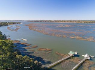 7 Bobwhite Ct, Beaufort, SC 29907