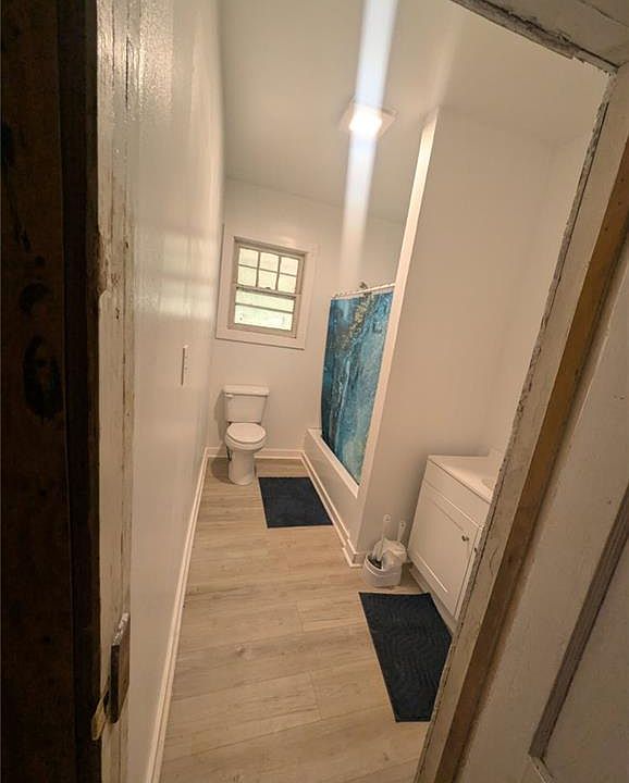 2nd image of 607 Water St