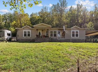 2887 Buck Branch Rd S, Duck River, TN 38454