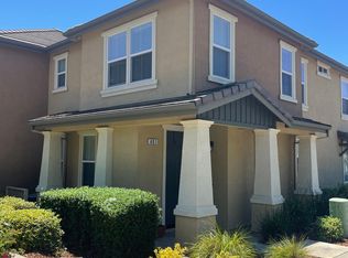 401 Blossom Rock Ln, Folsom, CA 95630
