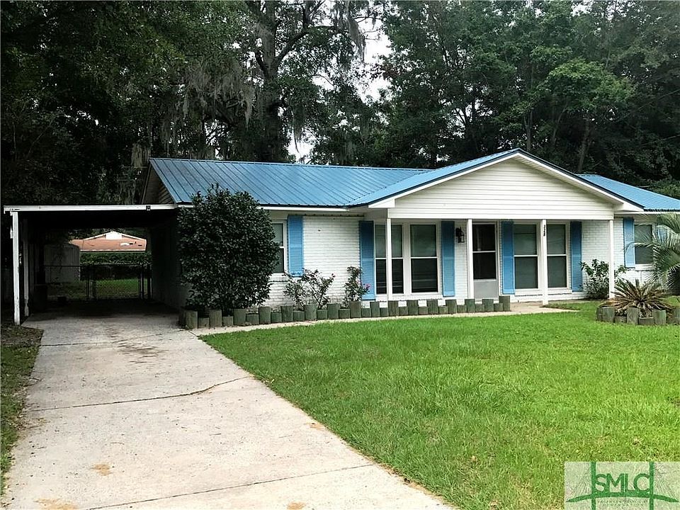 Well maintained home on a large lot