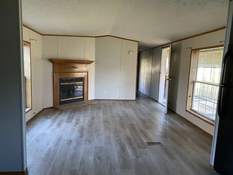858 Roberts Hollow Rd #3
