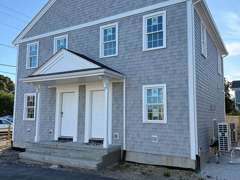 232 Upper County Rd — Photo 1