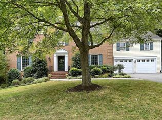 10512 Gainsborough Rd, Rockville, MD 20854