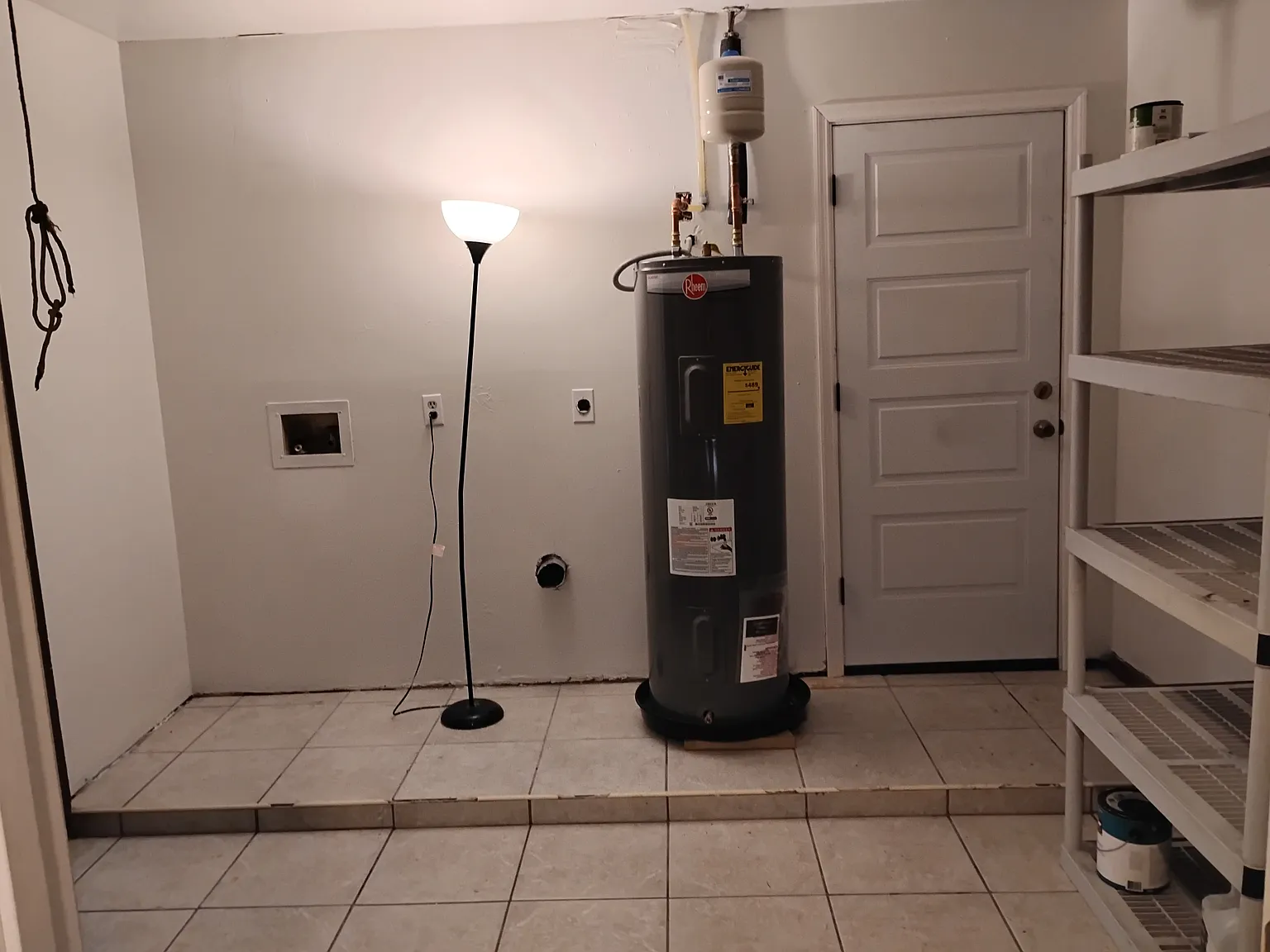 1 bed, 400 sqft, $1,095 — Photo 3