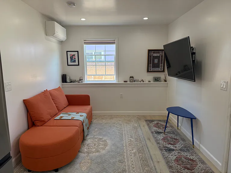 411 Helen Dr — Photo 6