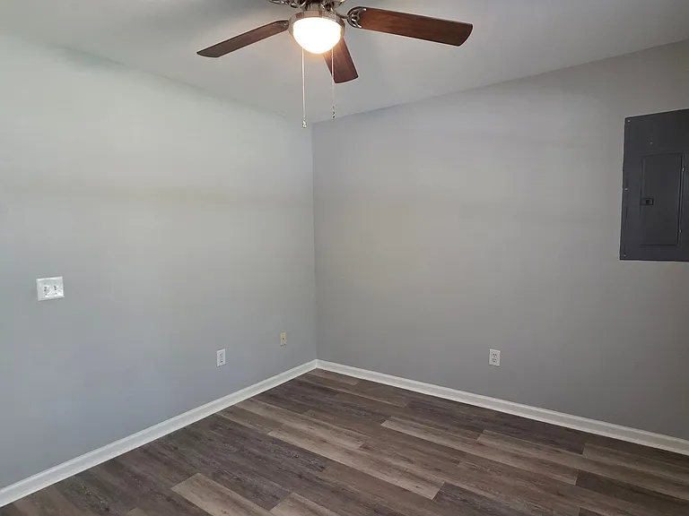 1202 N Carolina Ave — Photo 16