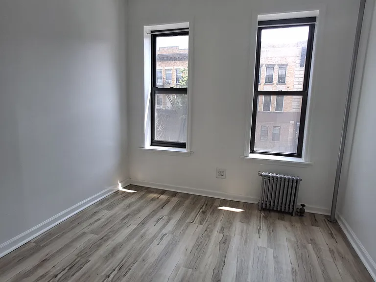 654 Rogers Ave #3F — Photo 2